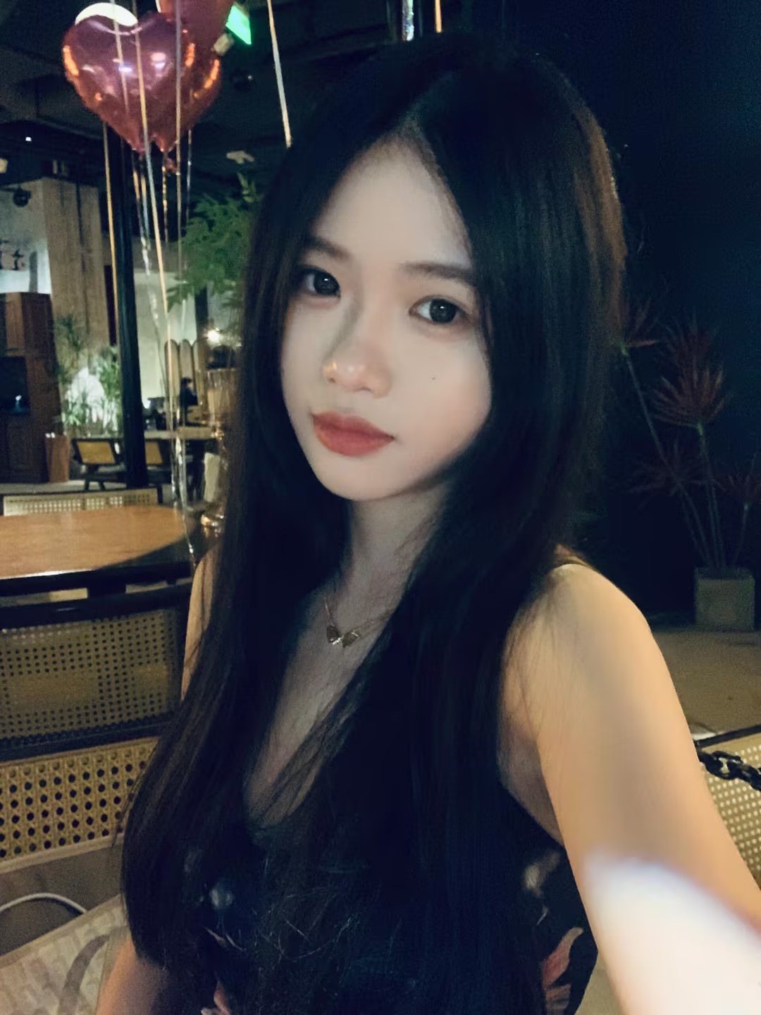 抖音小璐姐姐与男友自拍曝光，幸福模样让人心动