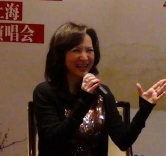 郑绪岚：春晚舞台到异国生活的传奇经历